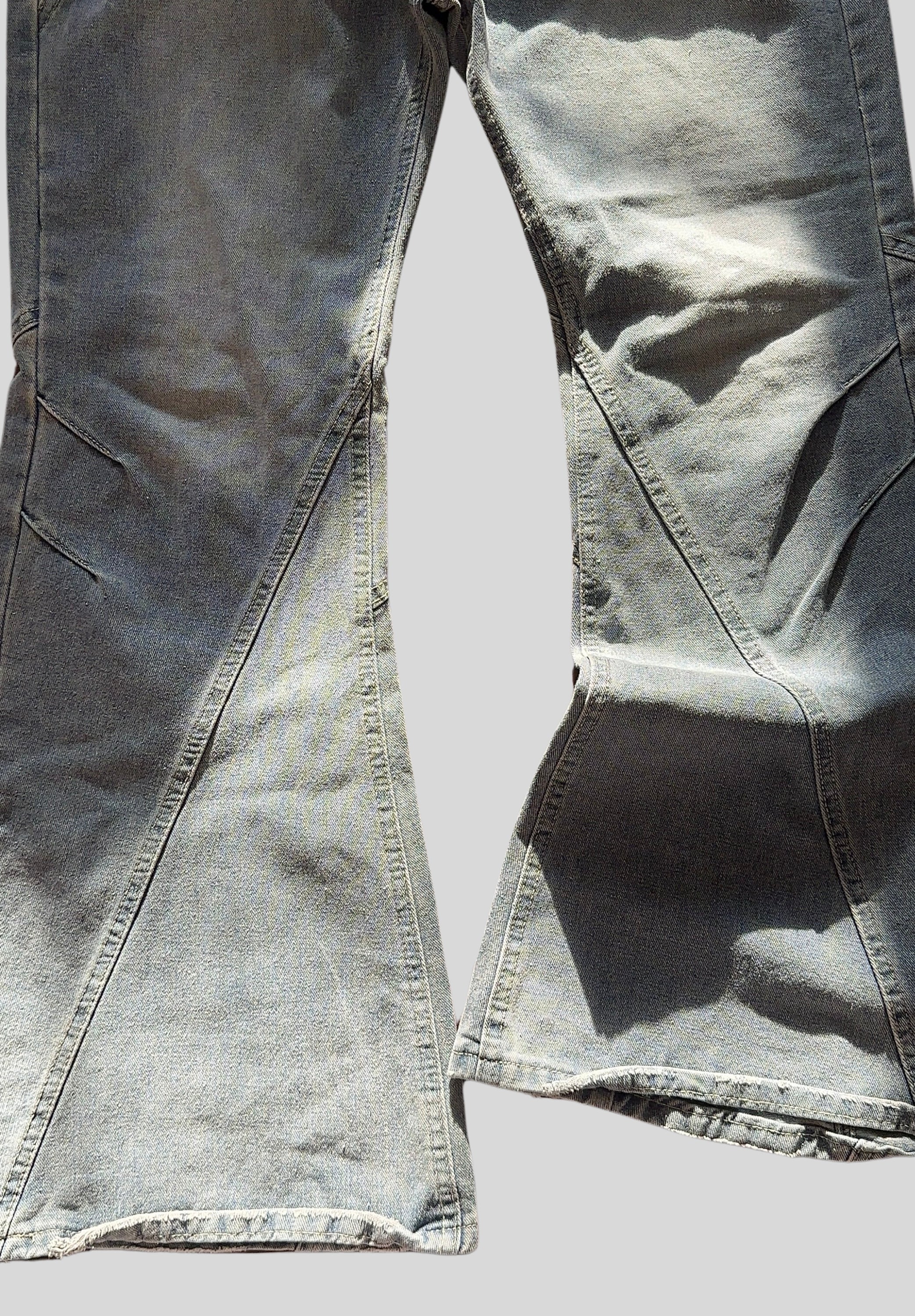 FLARED AZURE JEANS Cruel World